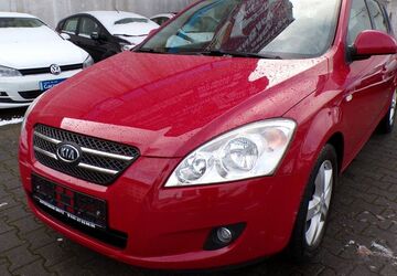 Kia ceed / Ceed 118.000 km 6.990 &euro; Berlin 12347