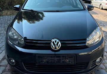 VW Golf 172.000 km 5.500 &euro; Berlin 13409