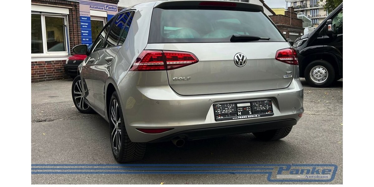 VW Golf VII Allstar BMT*PDC*Xenon*SHZ*Tempo* 94.457 km 11.990 &euro; Berlin 13187