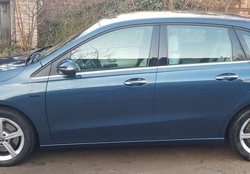 Mercedes-Benz B 250 29.581 km 27.000 &euro; Berlin 13158