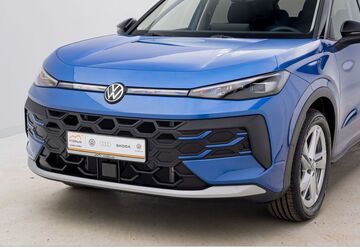 VW T-Roc 5.000 km 36.795 &euro; Berlin 13088