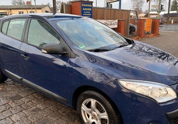 Renault Megane 97.000 km 4.199 &euro; berlin 12527