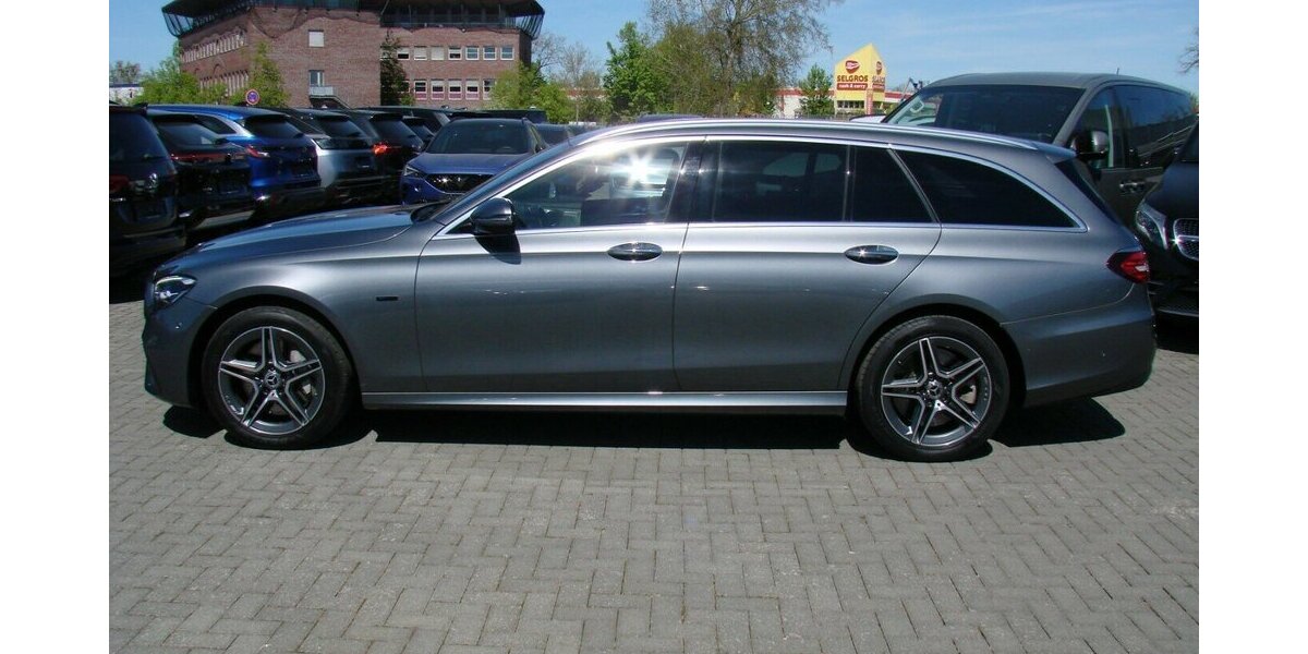 Mercedes-Benz E 300 de AMG Exclusive Interieur Hybrid Kamera Tem 97.123 km 28.980 &euro; Falkensee 14612
