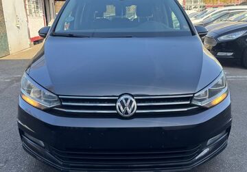 VW Touran 164.371 km 7.100 &euro; berlin 10829