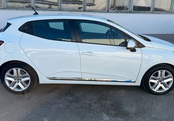 Renault Clio 94.350 km 11.400 &euro; Berlin OT Charlottenburg 14059