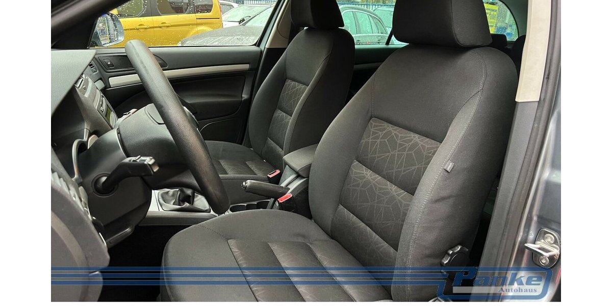 Skoda Octavia 1.2 TSI Family*SHZ*PDC*Aux*Tempo*RadioCD 145.024 km 5.480 &euro; Berlin 13187