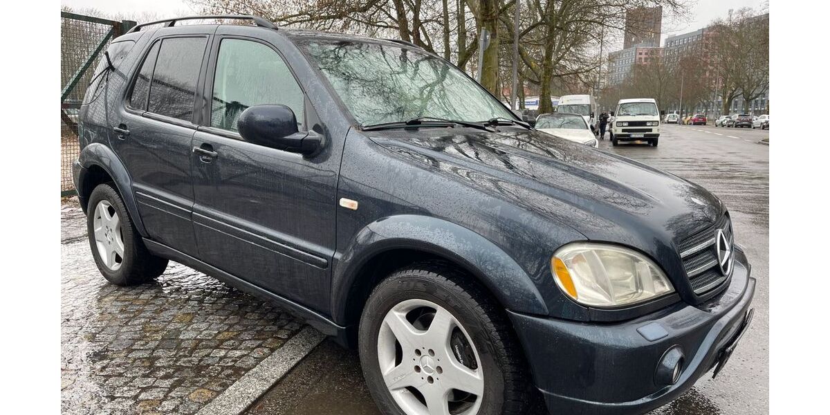 Mercedes-Benz ML 55 AMG 230.000 km 6.900 &euro; Berlin 12349