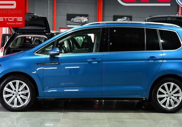VW Touran 135.348 km 21.880 &euro; Falkensee 14612