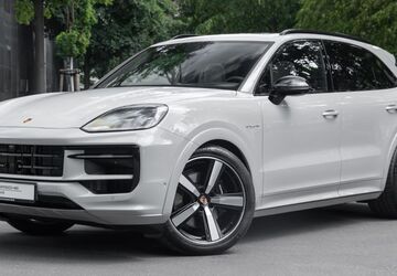 Porsche Cayenne 5.500 km 132.900 &euro; Berlin 10587