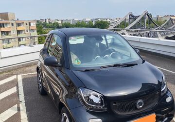Smart ForTwo 74.600 km 6.900 &euro; Berlin 10557