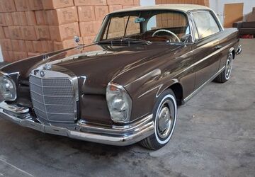 Mercedes-Benz 220 15.350 km 44.900 &euro; Berlin 10711