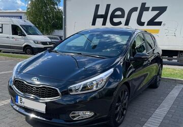 Kia ceed / Ceed 116.000 km 9.000 &euro; Berlin 12277
