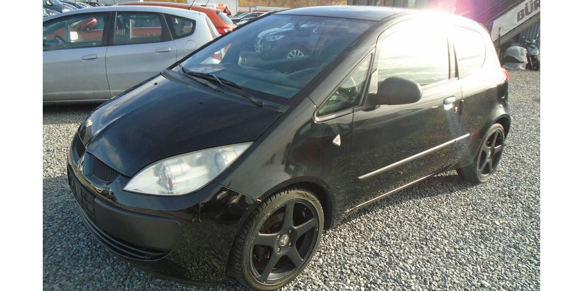 Mitsubishi Colt 84.000 km 1.950 &euro; Wildau 15745