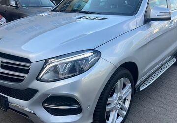 Mercedes-Benz GLE 400 125.000 km 26.990 &euro; Berlin 13581