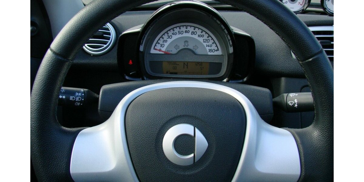 Smart ForTwo Cabrio mhd Navi Leder Sitzheizung 79.586 km 8.480 &euro; Falkensee 14612