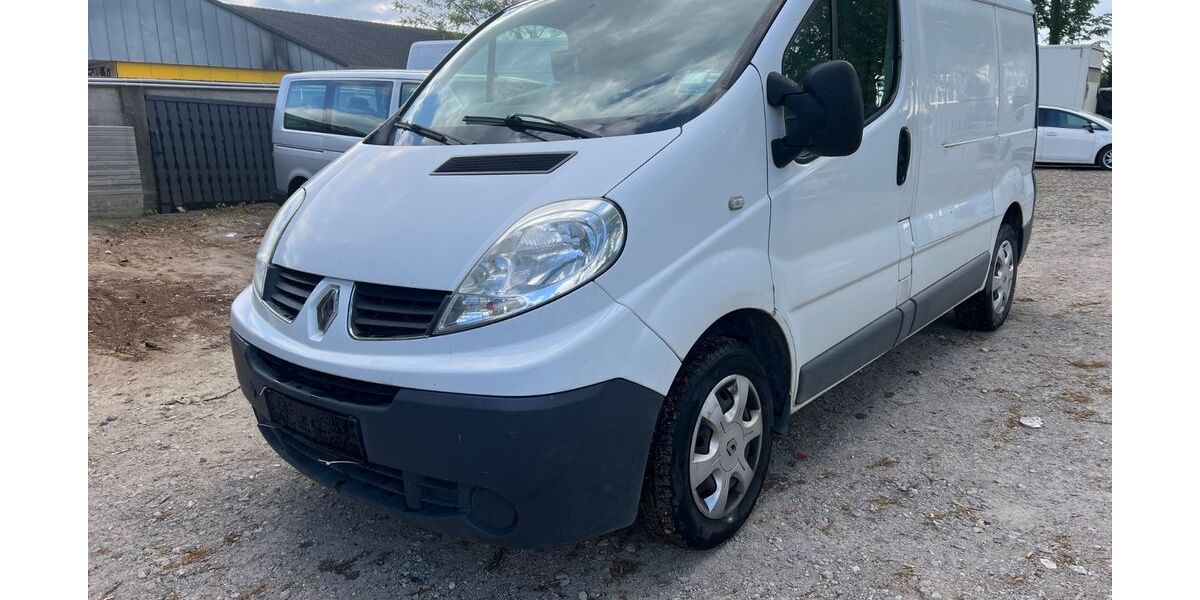 Renault Trafic 263.128 km 2.990 &euro; Berlin 12349