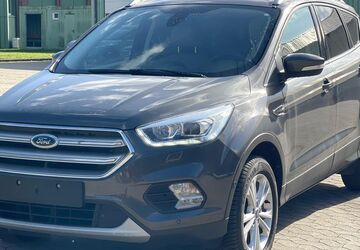 Ford Kuga 168.000 km 8.800 &euro; Berlin 12107