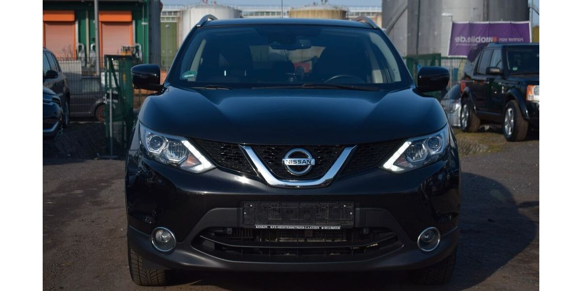 Nissan Qashqai 127.000 km 12.999 &euro; Berlin 13597