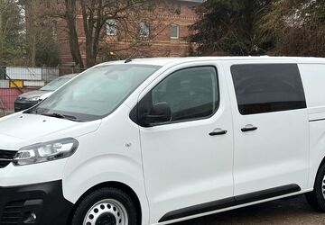 Opel Vivaro 39.393 km 21.419 &euro; Berlin 13127