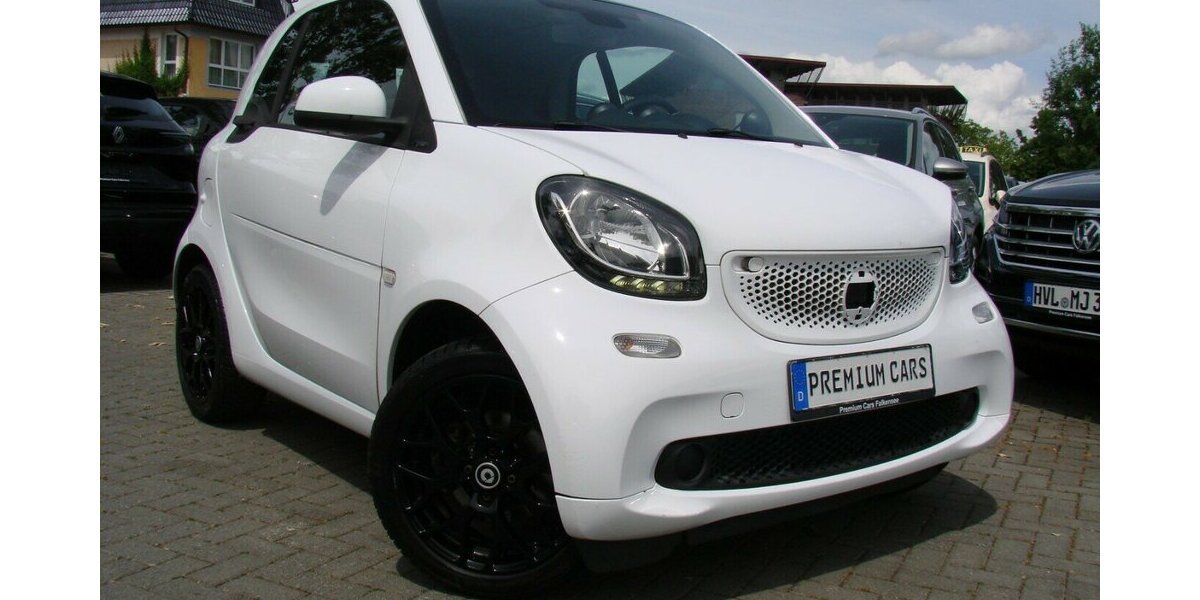 Smart ForTwo Prime Pano Leder Tempomat Cool & Media-Pake 85.132 km 11.980 &euro; Falkensee 14612