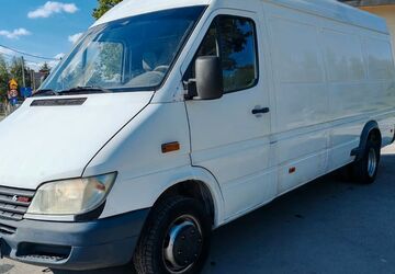 Mercedes-Benz Sprinter 284.000 km 4.400 &euro; Berlin 15749