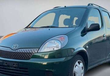 Toyota Yaris 145.700 km 2.650 &euro; Berlin 12277