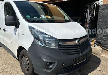 Opel Vivaro 250.000 km 7.499 &euro; BERLIN 13409