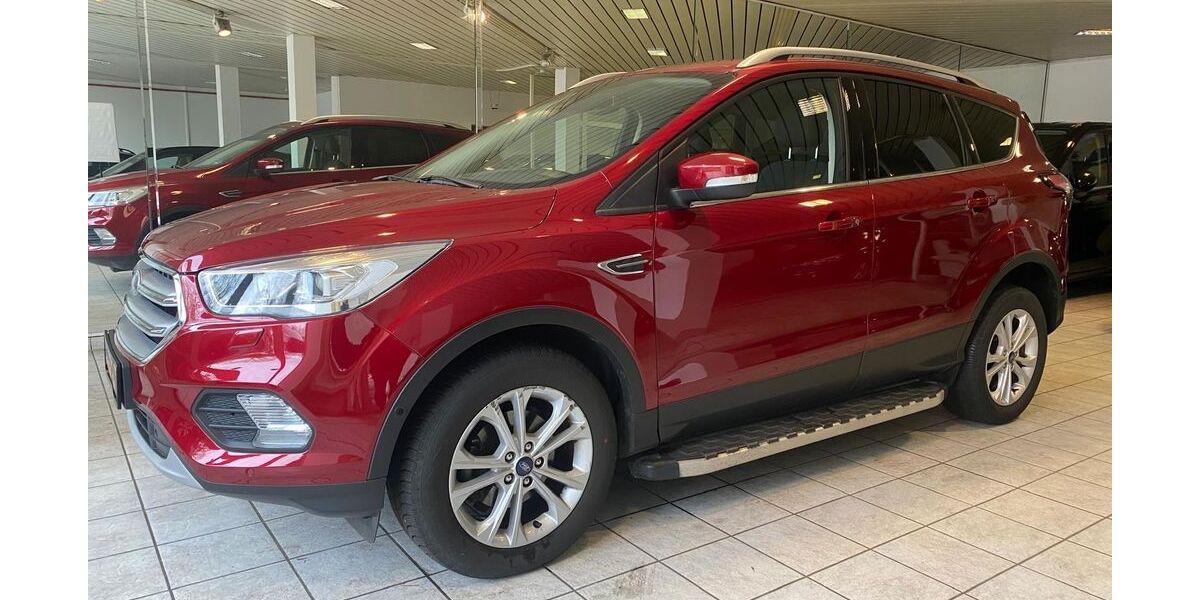 Ford Kuga 59.000 km 14.950 &euro; Berlin 12349