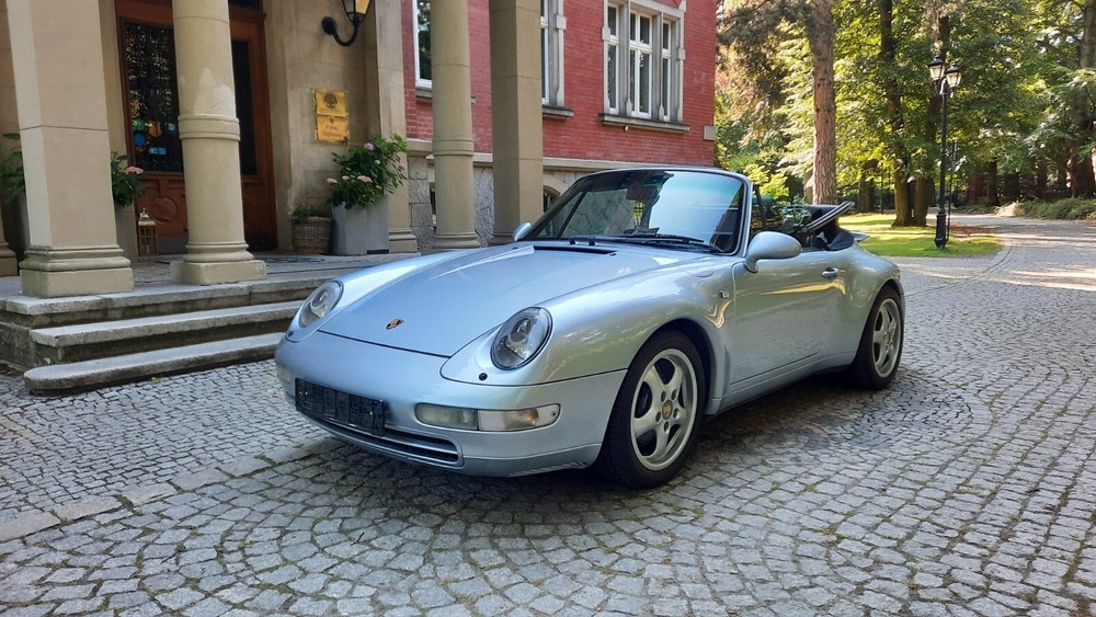 Porsche 911 Cabriolet 153.600 km 67.911 &euro; Berlin 10178