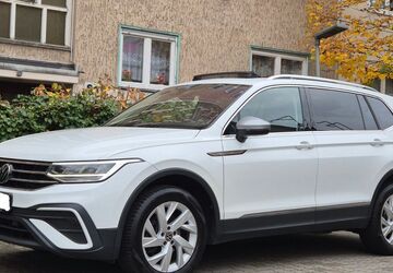 VW Tiguan Allspace 145.000 km 23.400 &euro; Berlin 12055