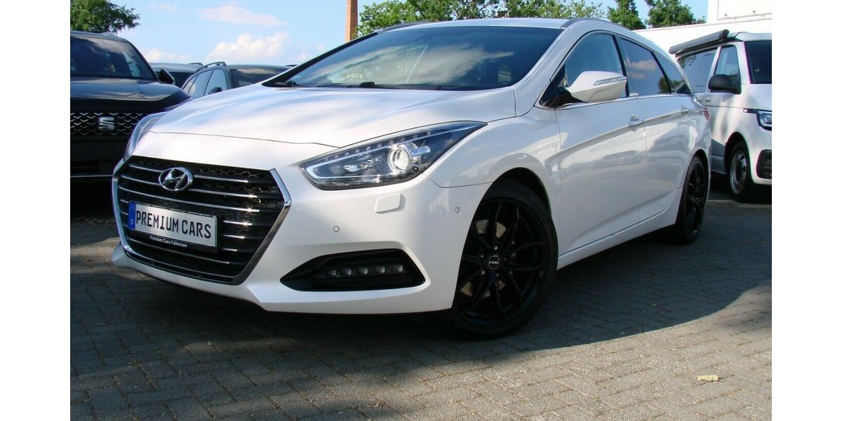 Hyundai i40 cw 1.7 CRDi Blue Premium DCT Infinity Leder 101.563 km 12.480 &euro; Falkensee 14612