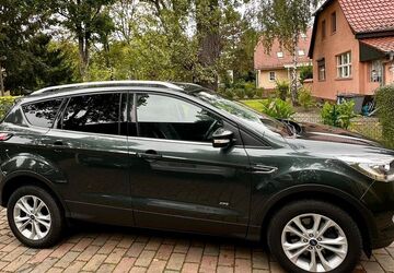 Ford Kuga 45.000 km 12.000 &euro; Berlin 12557