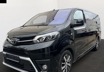Toyota Proace (Verso) 69.500 km 39.890 &euro; BERLIN 13581