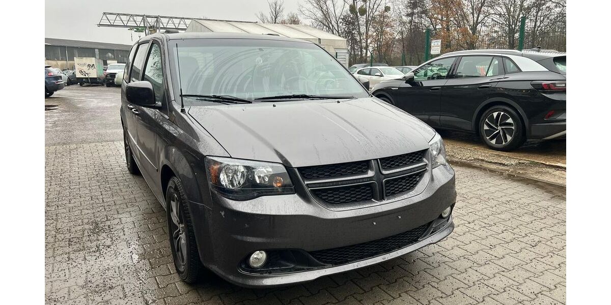 Dodge Grand Caravan 87.015 km 18.990 &euro; Berlin 12277