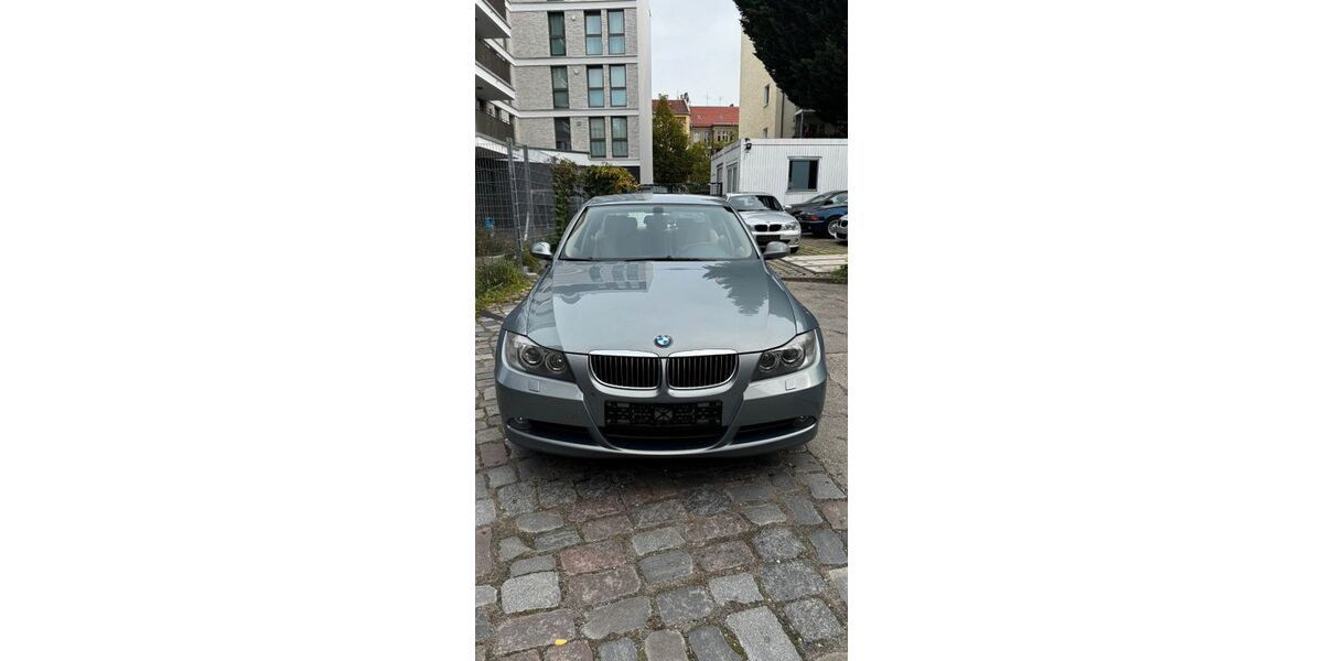 BMW 325 238.000 km 4.499 &euro; Berlin 13187