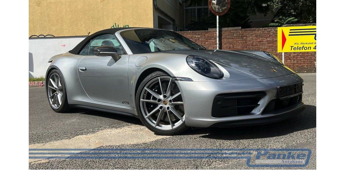 Porsche 911 Carrera 4 GTS Cabriolet*Night*Chromo*Sthzg* 1.750 km 172.890 &euro; Berlin 13187