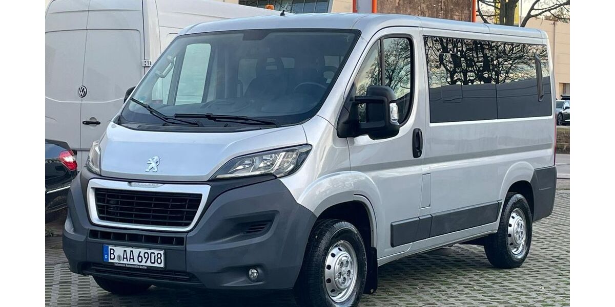 Peugeot Boxer 124.000 km 15.850 &euro; Berlin 13088