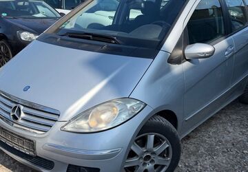 Mercedes-Benz A 180 279.000 km 950 &euro; Berlin 10245