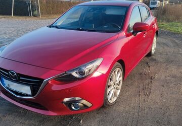 Mazda 3 158.300 km 7.400 &euro; Glienicke/Nordbahn 16548