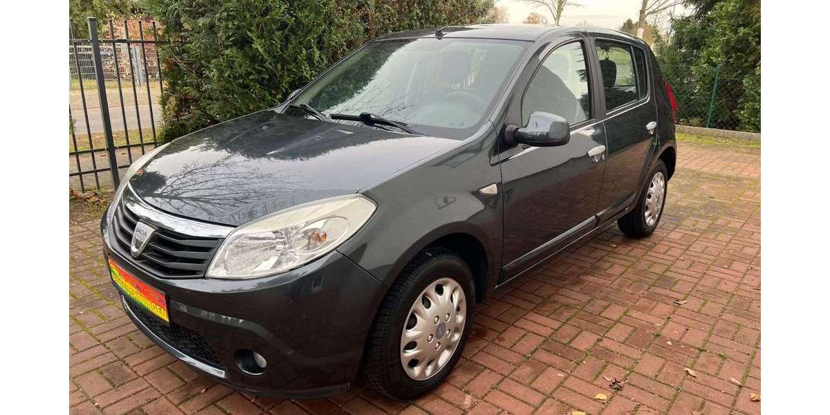 Dacia Sandero 82.000 km 3.400 &euro; Falkensee 14612