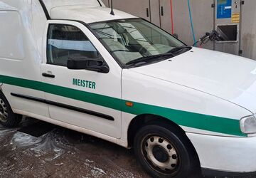 VW Caddy 351.000 km 950 &euro; Bernau 16321