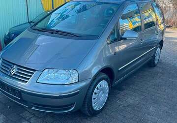 VW Sharan 176.000 km 5.690 &euro; Berlin 12359