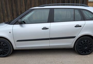 Skoda Fabia 70.860 km 4.990 &euro; Ludwigsfelde 14974