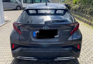 Toyota C-HR 49.500 km 21.200 &euro; Berlin 12685