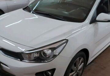 Kia Rio 82.584 km 11.790 &euro; Falkensee 14612