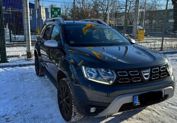 Dacia Duster 140.000 km 10.800 &euro; Berlin 12107