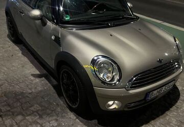 Mini One Cabrio 136.000 km 8.400 &euro; Berlin 12167