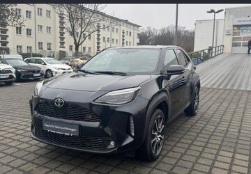 Toyota Yaris Cross 16.300 km 31.490 &euro; Berlin 13403