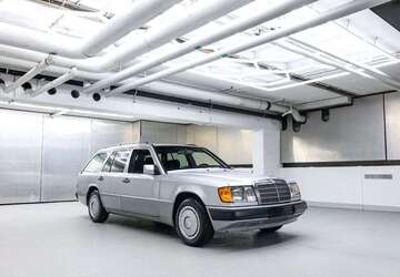 Mercedes-Benz 230 290.000 km 6.990 &euro; Berlin 10625