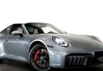 Porsche 992 3.200 km 206.290 &euro; Berlin 14052